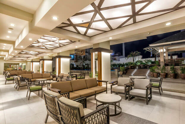 The Amaryllis-featured